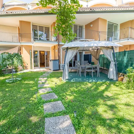 Garden Oasis - Ispra, Maggiore Appartamento *